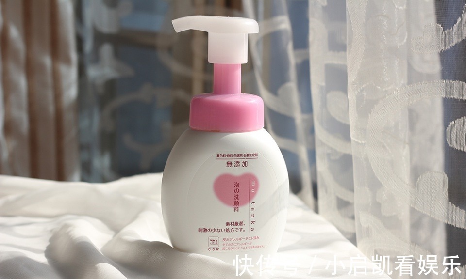 泡沫|洗面奶真的能补水保湿美白吗?推荐平价面奶让肌肤丝滑细腻有光泽