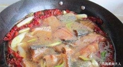 天冷,学会鱼肉新做法,入味好吃无腥味,上桌后连汤汁都不剩!