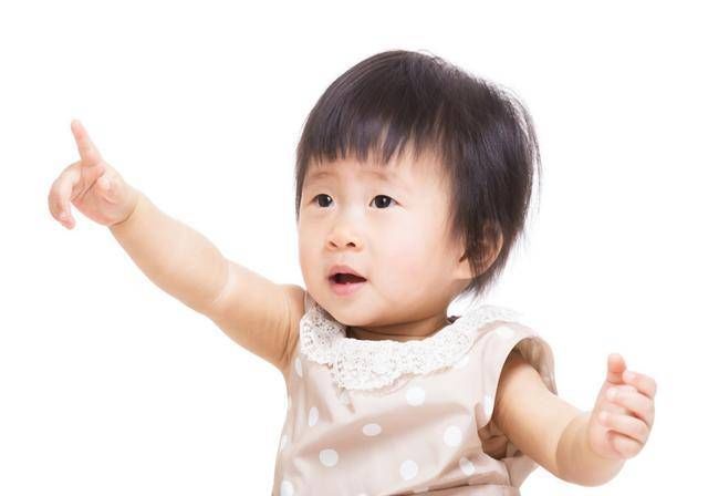 关键期|宝宝的语言发展有“阶段性”,把握好这三个关键期,帮宝宝早发声