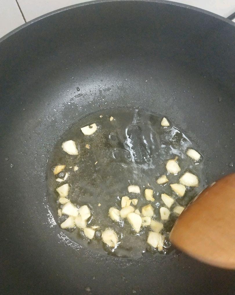 忘记|入伏后别忘记吃此菜，3块钱1斤，清爽脆嫩，比冬瓜都养人