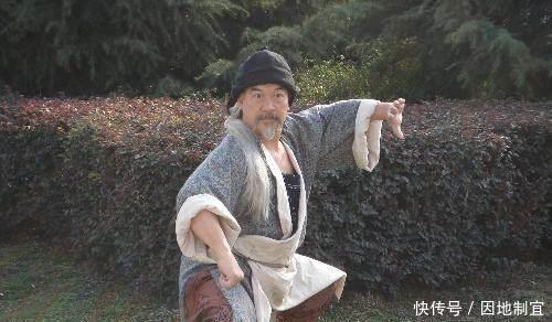 排名|《书剑恩仇录》十大高手武功排名陈家洛垫底,袁士霄仅排第二!