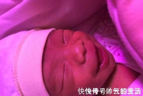 生活习惯|有种遗传叫“占尽缺点”,孩子集众丑于一身,网友:又心疼又好笑