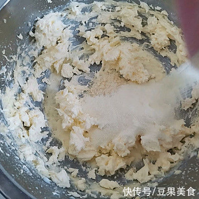 布列塔尼|布列塔尼饼干一端上来，锅里的米饭都变成了摆设