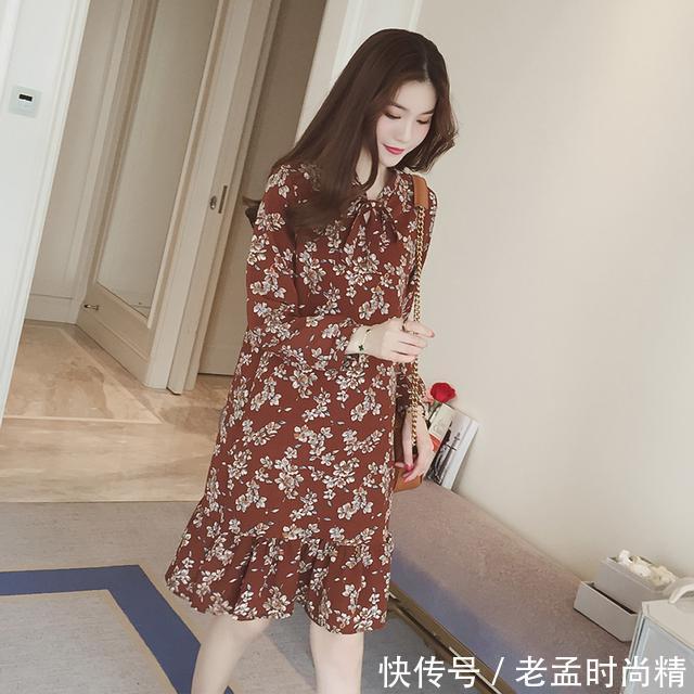 柔美|精致女人需要连衣裙来烘托,气质典雅又清新,柔美知性女人味