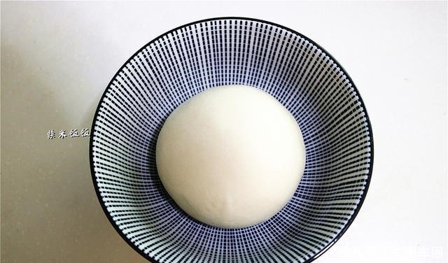 女儿早餐最爱这碗面,每次做一大碗,连汤也不剩!