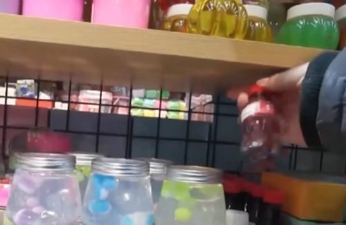 家长|有毒的玩具:孩子喜爱的“假水”,是解压神器还是“坑娃神器”?