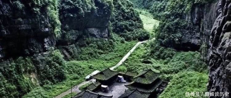 为何说“宁可野宿荒坟,不可夜居古庙”?古庙比荒坟还要可怕吗?