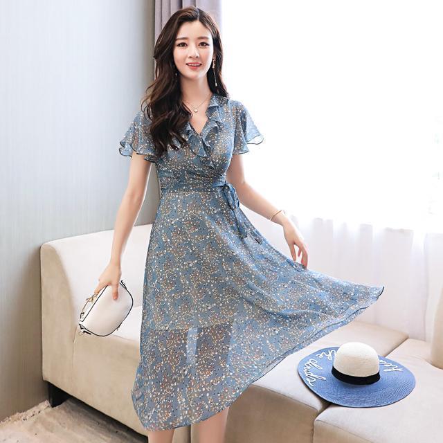 搭配 不懂搭配的妹子,直接穿连衣裙,省事儿又好看