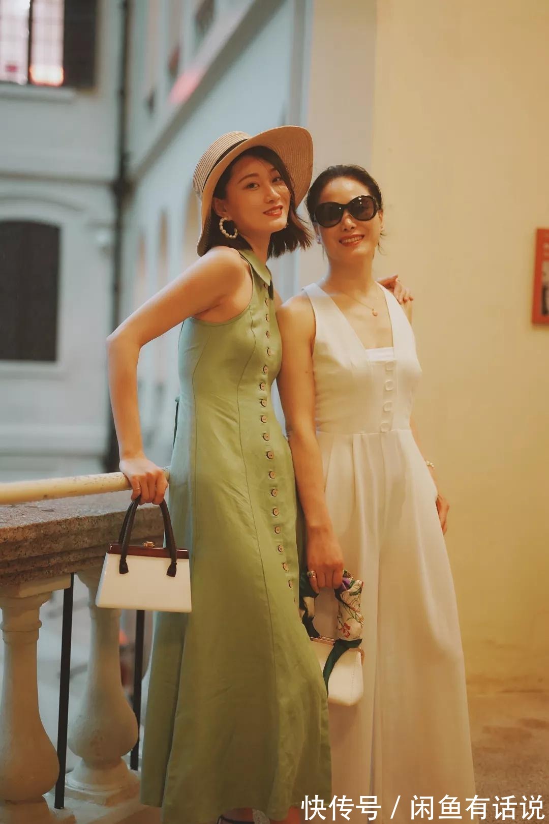 搭配|这对“神仙母女”夏日穿搭太美,优雅又高级,想带着妈妈照搬着穿