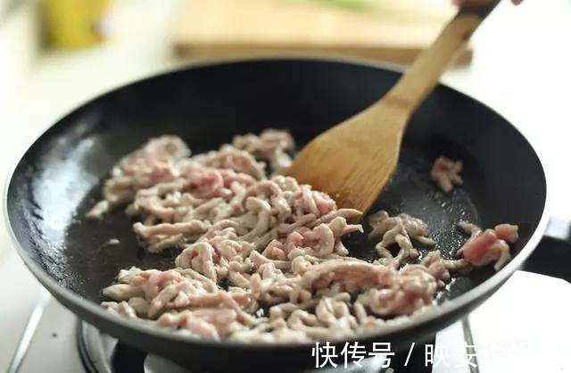 好吃|鱼香肉丝的正宗做法,绝对够味,比饭店还好吃,给家人露一手吧!