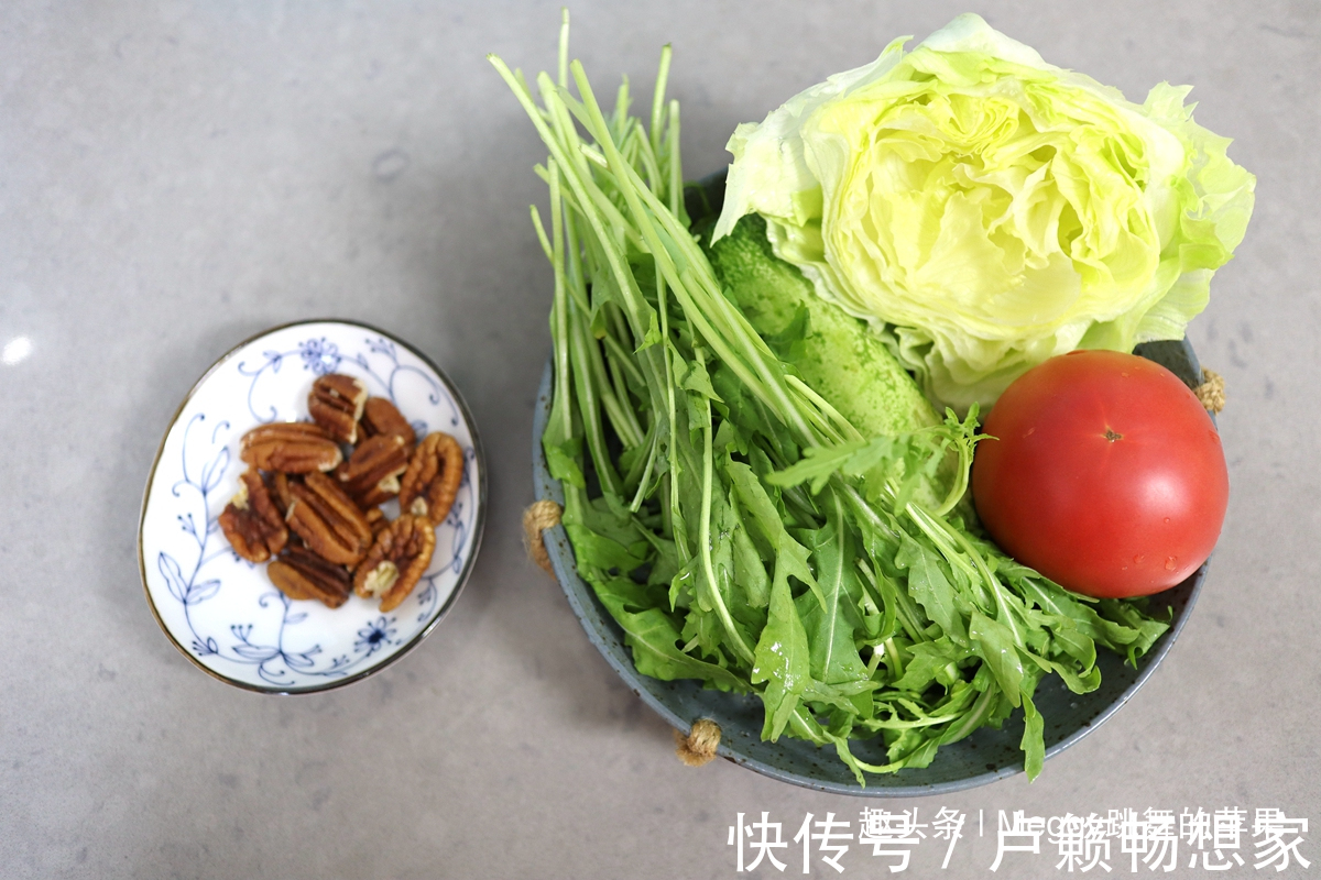 5分钟凉菜,香脆开胃,每天食用20克不显老,过30的女性要坚持