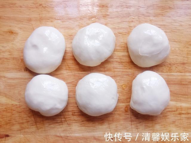 馅饼学会此做法,皮薄不露馅,香脆又可口,做法不难,快来试试