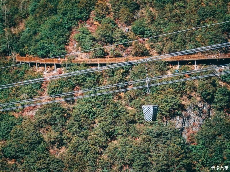 跨越雪山，寻找消失地平线上的巴拉格宗