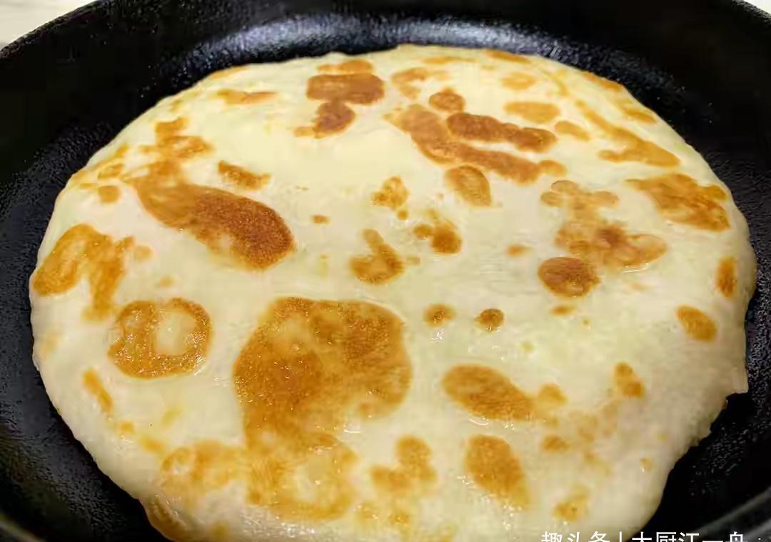 凉了也不硬的葱花饼，究竟怎样做才好吃？面点师教你正确做法