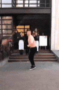 |搞笑GIF:初恋就应该是这种感觉,终于找回来了