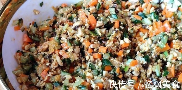 教您素馅饺子的吃法,不放肉,不放鸡蛋,做法简单,吃一次就上瘾