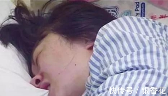 婆婆|哺乳期再度怀孕,女子4小时艰难产下双胞胎,却伤心的哭了