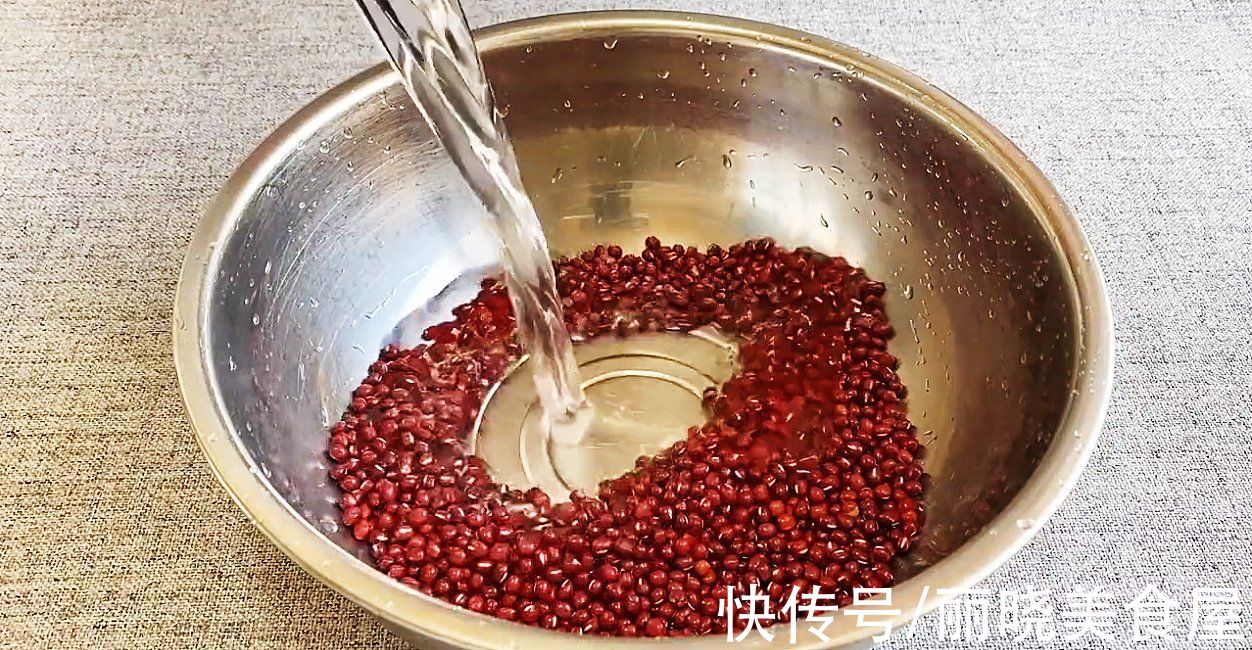 秋天多吃玉米面，10种好吃做法，粗细粮搭配，低脂少油，营养健康