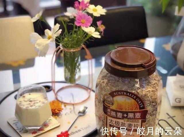 黑麦燕麦片|早餐吃什么好呢来点燕麦片吧,好吃又方便!