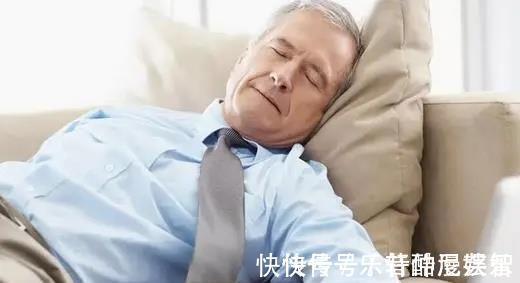 莲子碱|睡眠是最好的补药！睡不着的人，平时多吃三种东西，失眠不会来！