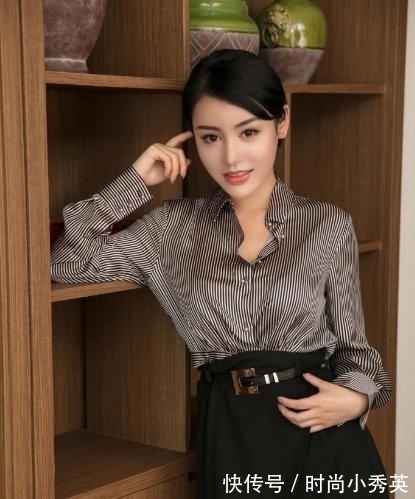 条纹 职场气质穿搭,条纹衬衫+开叉裙,高级感十足