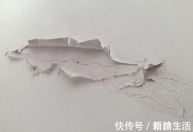 壁纸|为什么装修完要先关紧门窗,老师傅说出原因,细节虽小但不可忽视