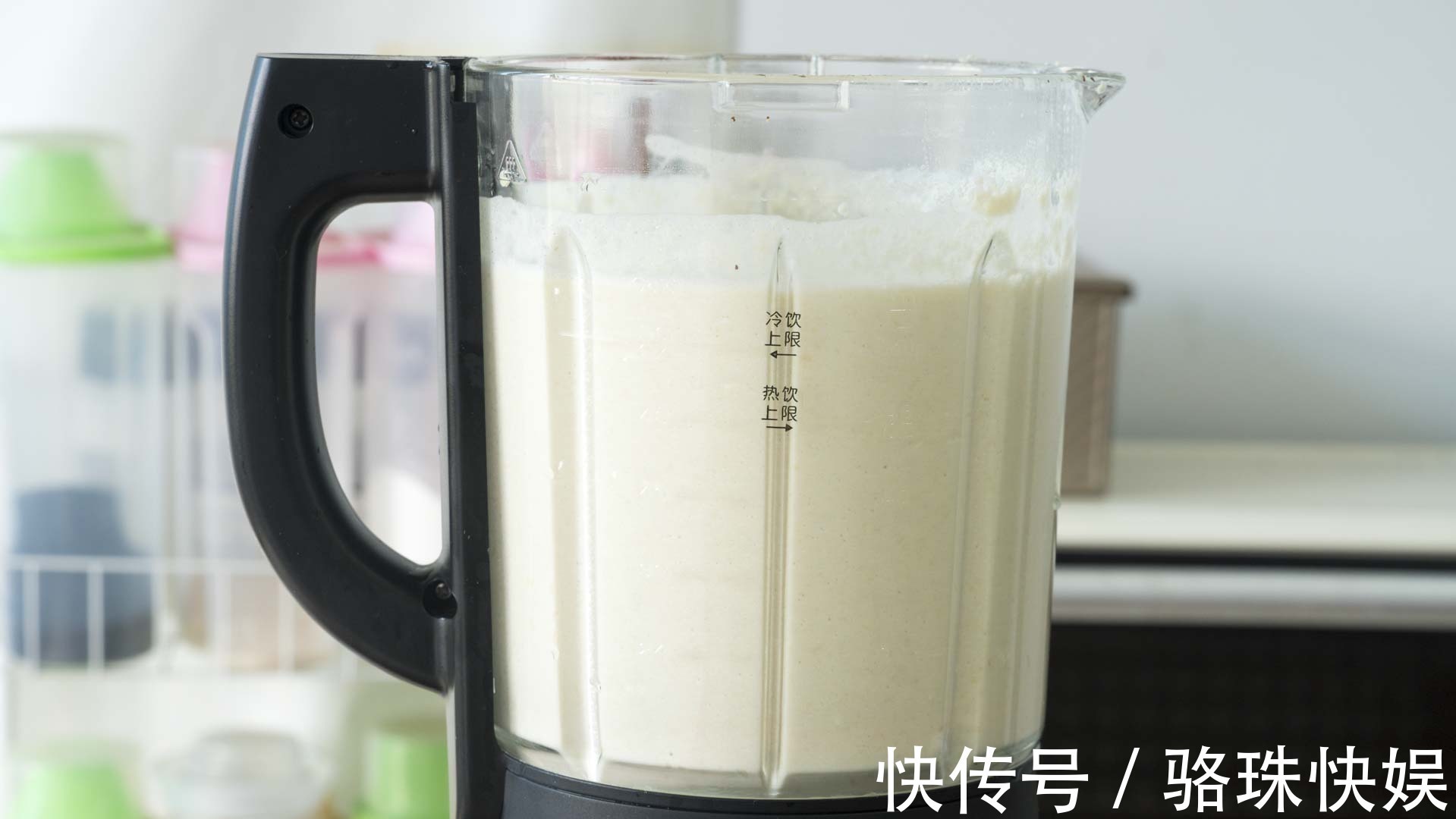 添加|在家做豆腐，2斤黄豆出8斤豆腐，健康零添加，做法简单又好吃