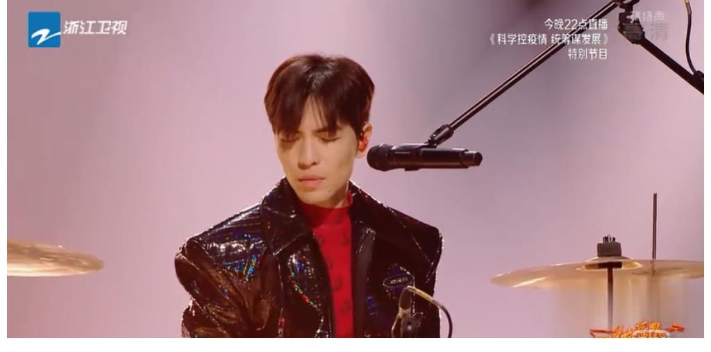 《闪光的乐队》上演神仙打架，吴莫愁剑走偏锋，萧敬腾燃炸全场！