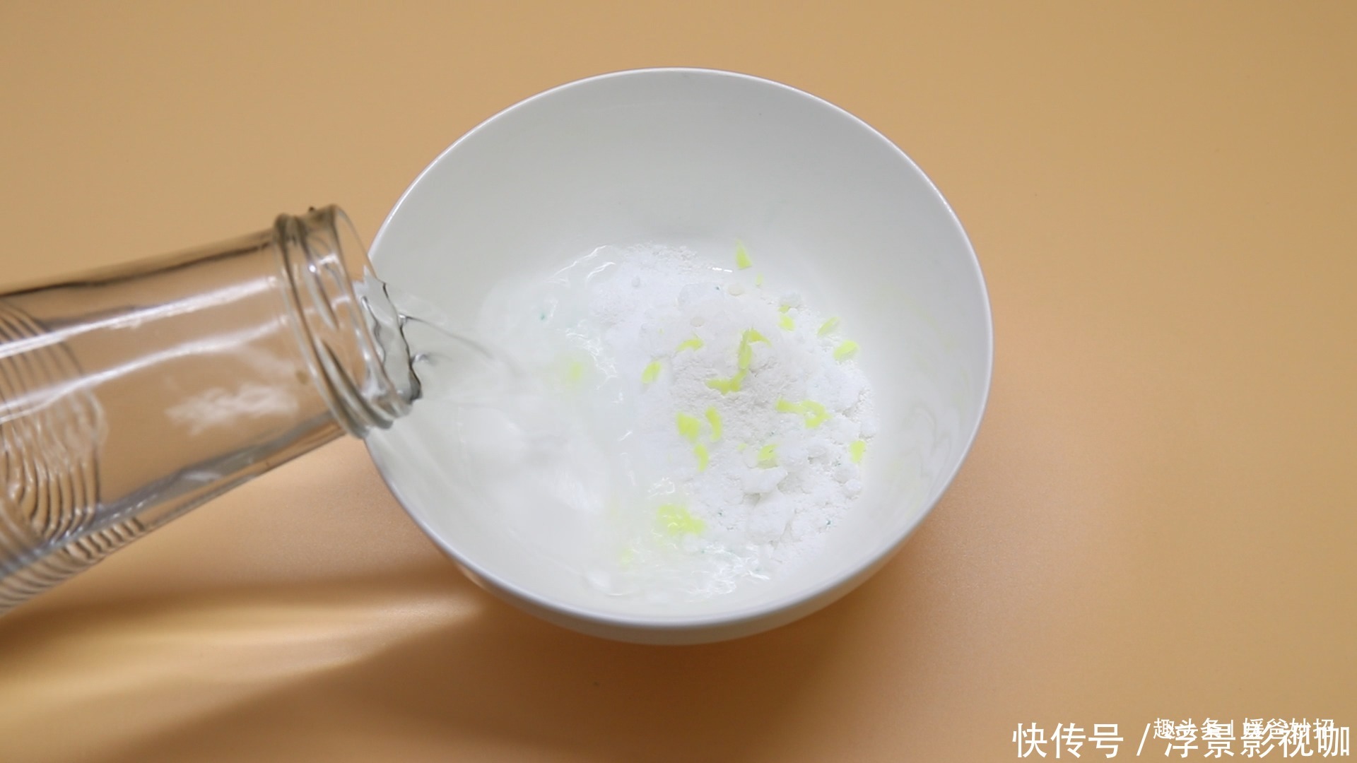 知识|夏天衣服洗不干净试试这个窍门，简单实用有效果，涨知识了