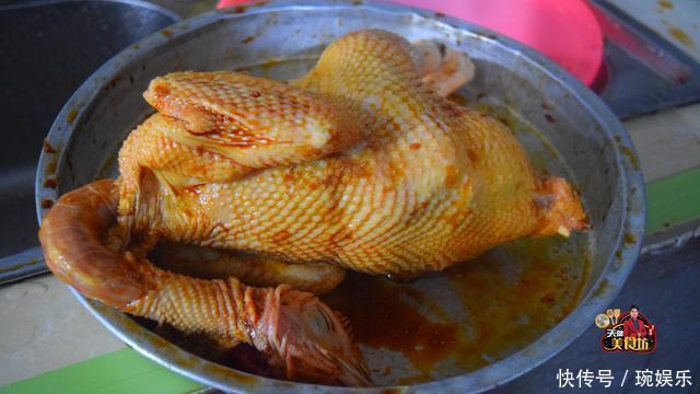 电饭煲焖鸡最好吃的做法,简单美味又解馋,看看你喜欢吃不?