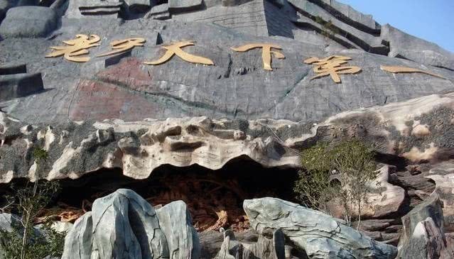 老子天下第一|皇帝出上联:老子天下第一,大臣对出绝世下联,皇帝:推出去斩了!