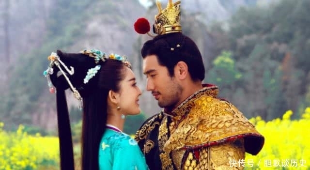 幽王|周朝亡国,真的是褒姒倾国倾城的错吗?烽火戏诸侯的真相是什么?