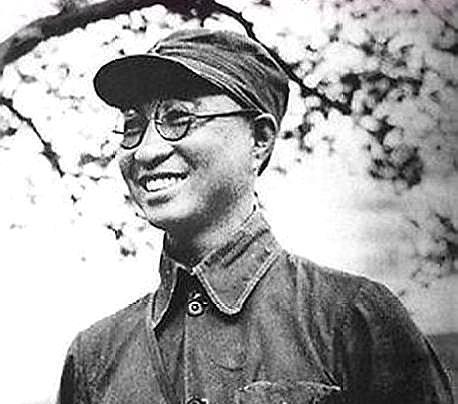 陈赓|前进,还是后退,都可能和敌人遭遇,陈赓一枪没放脱险!