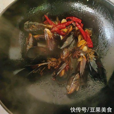 吃对老滕私房菜之爆炒海虹，每一口都是极致享受