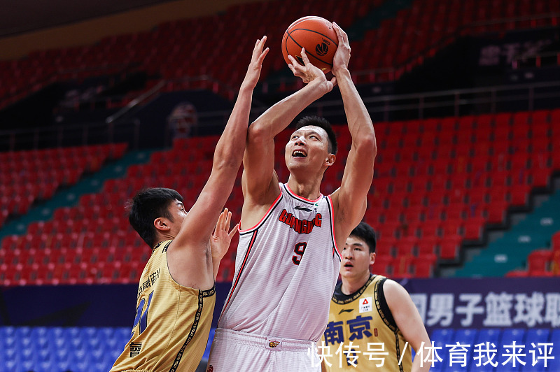 姚明|20分钟狂轰31+6!易建联重回巅峰,姚明现场注视,杜锋锻炼收获回报