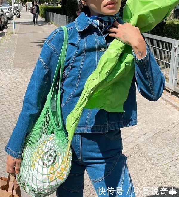 潮流女神 上脚万元球鞋开着百万跑车,新一代潮流女神是她!