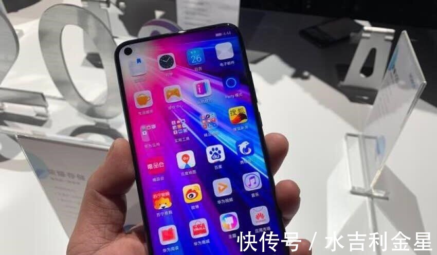 4g|从2999元跌至1460元，麒麟980+鸿蒙系统+256GB，终于等到了