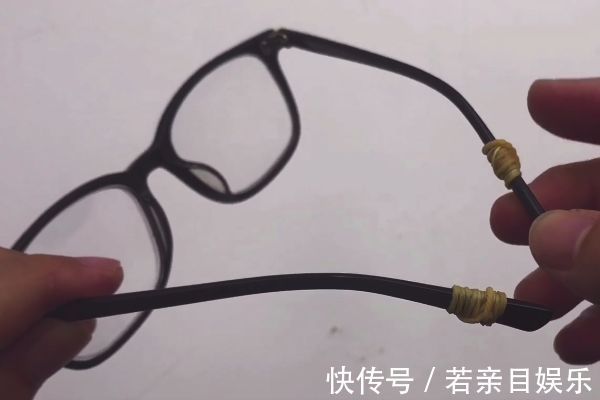 香皂|香皂盒上绑两根橡皮筋，作用真是太厉害了，解决了很多家庭的困扰