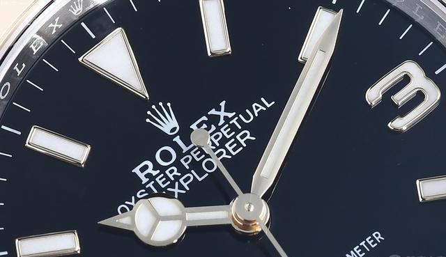 腕表|城市中的探险家 品鉴劳力士蚝式恒动探险家间金款