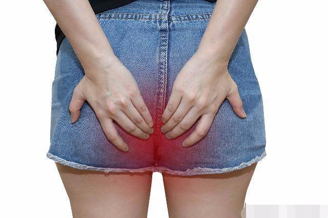 泡沫|不论男女，晨起上厕所发现3个“东西”，或许是癌细胞想“活跃”