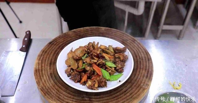 详细|地道农家煸炒鸡的详细做法教程,鸡肉鲜嫩不发柴,每一块都很香