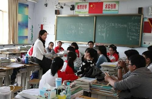 你在高中毕业后，有没有回学校看过老师？班主任直言：学霸很少来