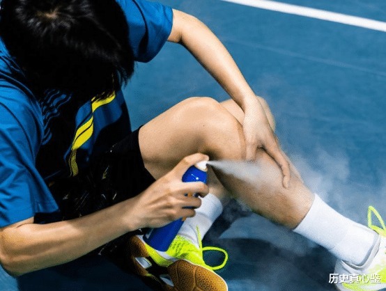 运动|进行羽毛球运动的过程中，如何防止损伤，需要掌握这些技巧