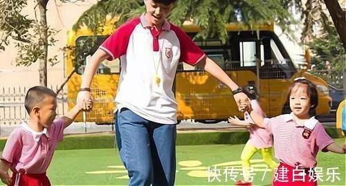 超短|幼儿园发孩子午睡照,宝妈看完该反思了,这些衣服还敢给孩子买吗