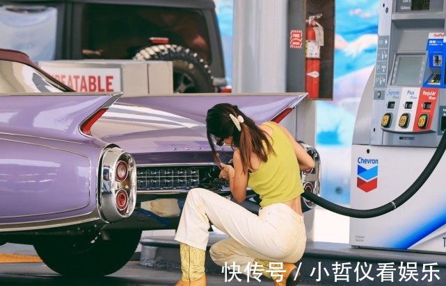 刘海|发型还在拉低颜值?3个加分细节巨显脸小,时髦感翻倍不输女明星