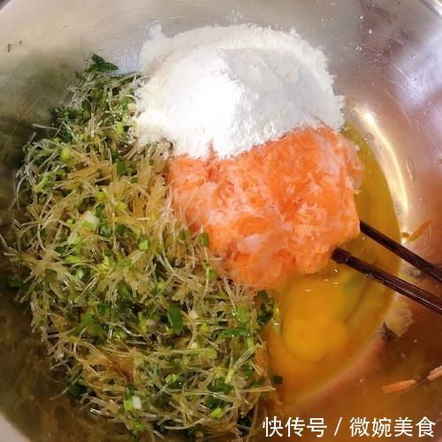 营养又美味的炸素丸子，粉丝与胡萝卜的新吃法，新奇搭配，味道绝美