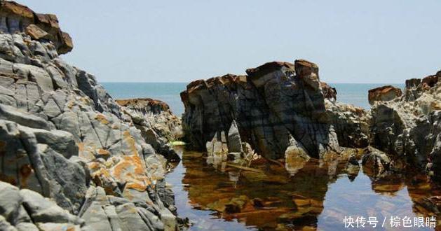 海上有一座万年历史的名山，当地的人觉得它比泰山还要秀丽