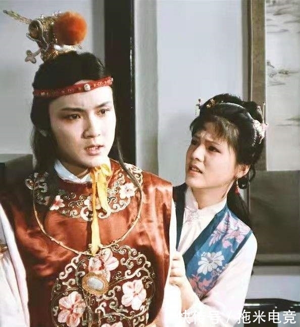 黛玉&薛宝钗与林黛玉真正的差距是什么?王熙凤一句玩笑话道破真相