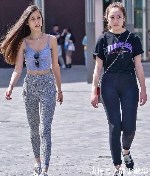 打底裤 美女穿搭打底裤使身材看起来更加修长，简约大气，可以随心展现美丽