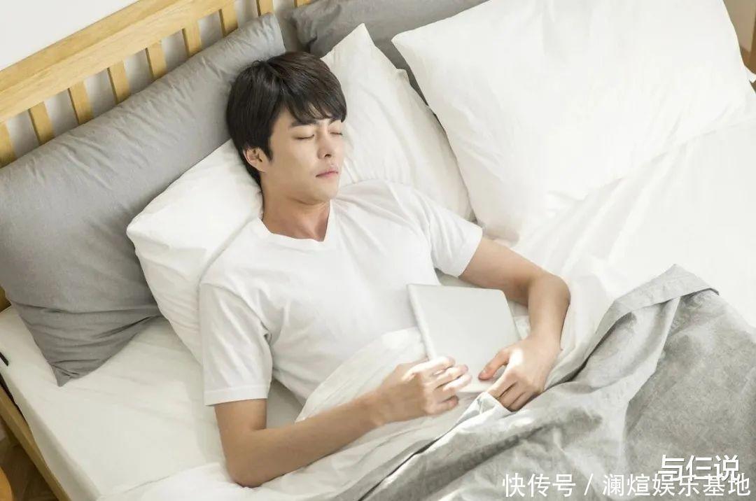 洗完澡|男性洗完澡后,这4件事不建议做,可能你还不知道,不妨了解一下